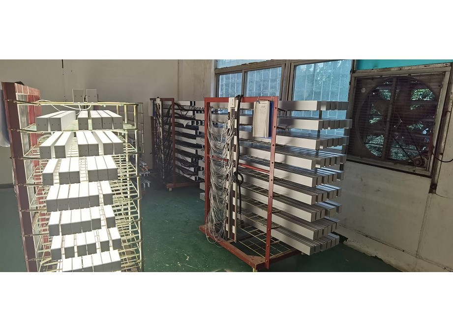 product-921-676 product-921-676